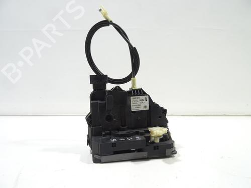Used Front right lock OPEL CORSA E (X15) 1.4 LPG (08, 68) (90 hp) 24658767