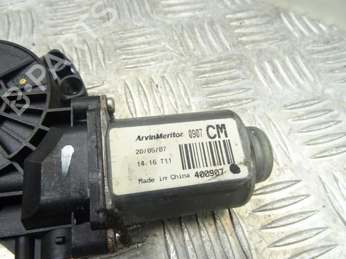 Left front window motor HYUNDAI SANTA FÉ II (CM) 2.2 CRDi GLS 4x4 | BP30081577E21 