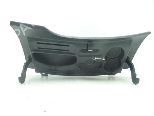 Used Glove box Glove box TOYOTA AURIS (_E18_) 1.8 Hybrid (ZWE186_, ZWE186R) (136 hp) 33773754 33773754