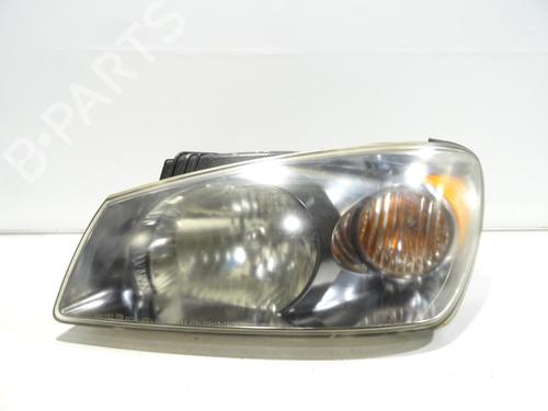 Left headlight KIA CERATO I Hatchback (LD) 2.0 CRDi | BP24180290C28 - Image 3