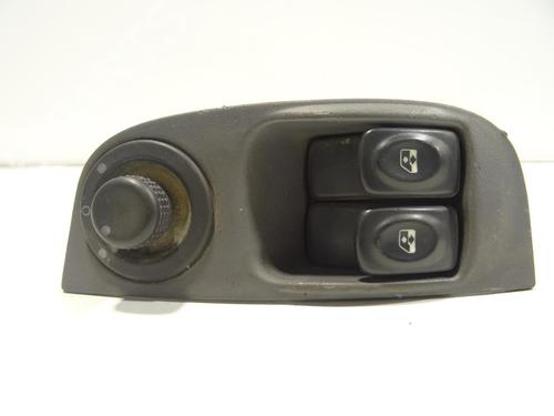 Used Left front window switch RENAULT MEGANE I (BA0/1_) 1.9 dTi (BA08, BA0N) (98 hp) 27972938