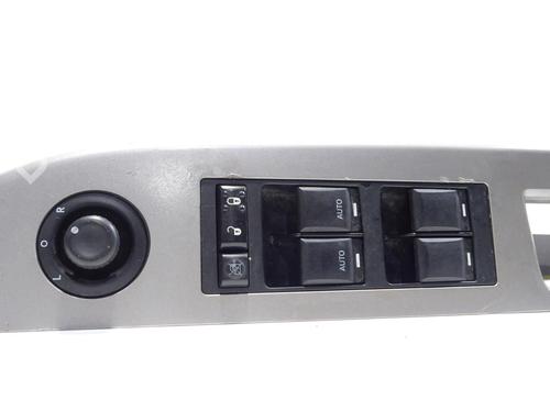 Used Left front window switch Left front window switch CHRYSLER SEBRING Convertible (JS) 2.0 CRD (140 hp) 27284572 27284572