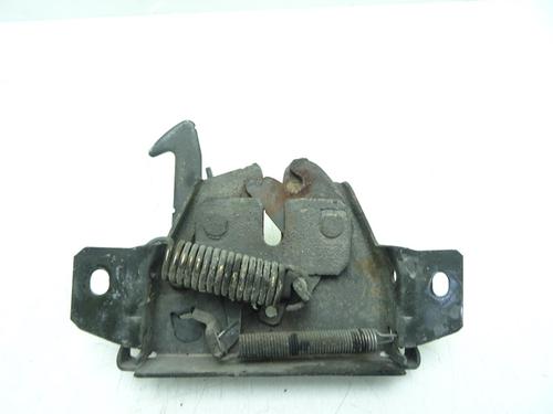 Used Hood lock MITSUBISHI PAJERO II (V3_W, V2_W, V4_W, V5_W) 2.8 TD (V46W, V26W) (125 hp) 29590764