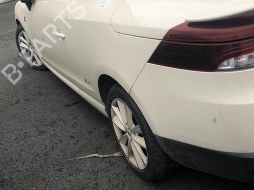 Fuse box RENAULT MEGANE CC (EZ0/1_) 1.9 dCi (EZ0J, EZ1S) | BP32094193E1 - Image 5