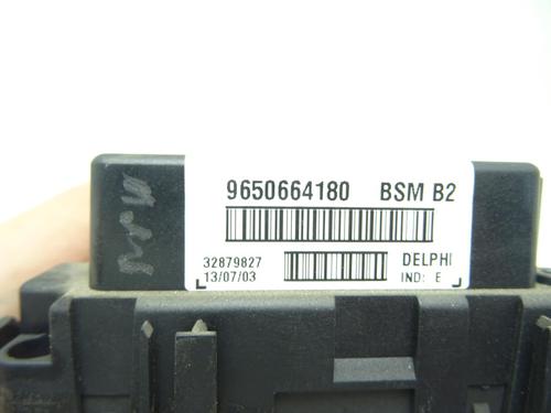 Used Fuse box Fuse box PEUGEOT 307 (3A/C) 2.0 HDi 90 (90 hp) 33884768 33884768