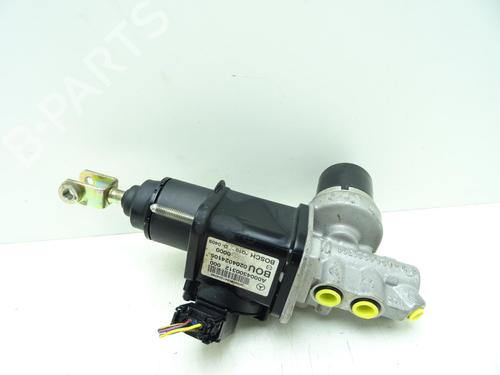 Used Brake master cylinder MERCEDES-BENZ E-CLASS (W211) E 320 CDI (211.026) (204 hp) 30089812