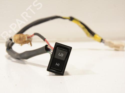 Used Switch TOYOTA LAND CRUISER 90 (_J9_) 3.0 TD (KZJ90_, KZJ95_, KZJ90R, KZJ95R, KZJ90W, KZJ95W) (125 hp) 31658492