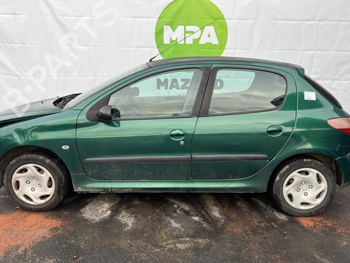 Left front window switch PEUGEOT 206 Hatchback (2A/C) 1.4 HDi eco 70 | BP31824572I27