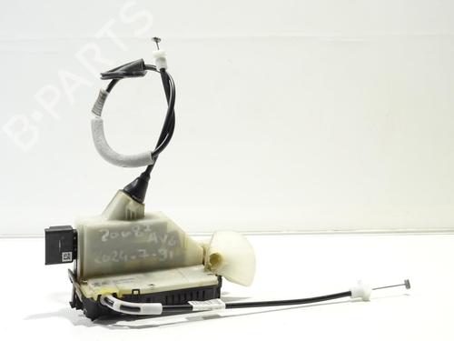 Used Front left lock PEUGEOT 2008 I (CU_) 1.2 THP 110 / PureTech 110 (110 hp) 24883237
