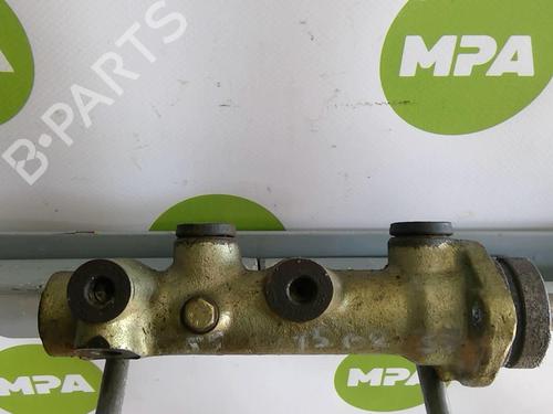 Used Brake master cylinder PEUGEOT J5 Bus (280P) 2.5 D (73 hp) 21967063