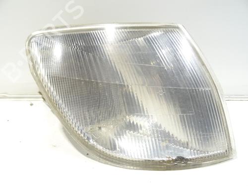 Clignotant avant droit PEUGEOT 306 Hatchback (7A, 7C, N3, N5) 1.9 D (68 hp) 30903185