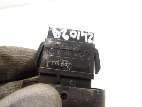 switch-dacia-duster-hs_-2010-2011-2012-2013-2014-2015-2016-2017-2018-28360821 main image