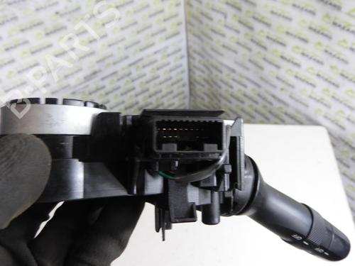 Used Switch Switch TOYOTA RAV 4 III (_A3_) 2.2 D 4WD (ALA30_, ALA30R) (177 hp) 20066607 20066607