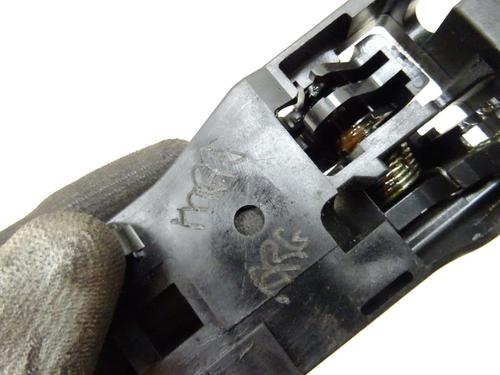 Used Rear left interior door handle Rear left interior door handle TOYOTA RAV 4 II (_A2_) 2.0 D 4WD (CLA20_, CLA21_, CLA20R, CLA21R) (116 hp) 20066492 20066492