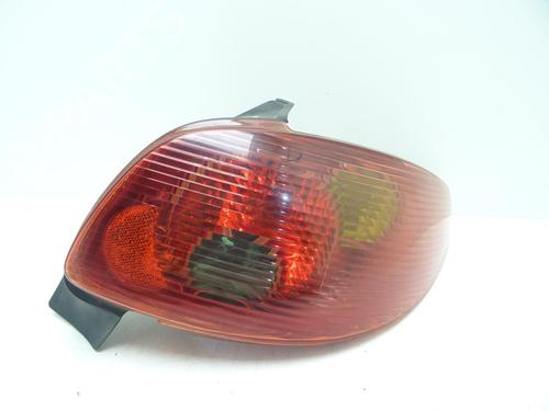 Højre baglygte PEUGEOT 206 Hatchback (2A/C) 1.4 HDi eco 70 (68 hp) 29450179