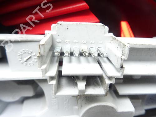 right-taillight-renault-modus-grand-modus-fjp0_-2004-33723539 main image