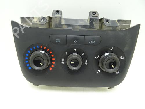 Used Climate control FIAT PUNTO EVO (199_) 1.3 D Multijet (199AXC1A, 199BXC1A, 199AXT1A, 199BXT1A) (75 hp) 24237876