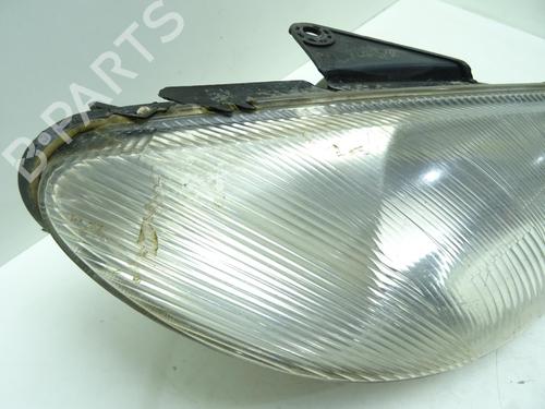 Used Right headlight Right headlight PEUGEOT 206 Hatchback (2A/C) 1.4 i (75 hp) 26388194 26388194
