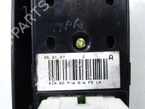 Used Left front window switch Left front window switch KIA CEE'D SW (ED) 1.6 CRDi 115 (115 hp) 28477362 28477362