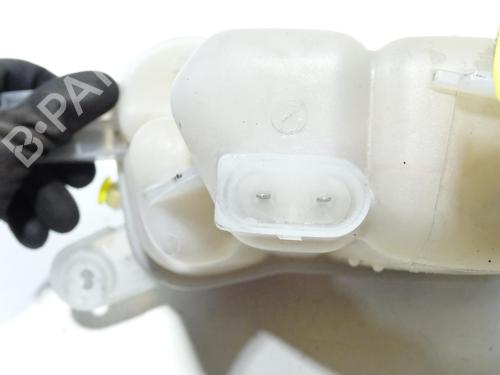 expansion-tank-audi-q5-8rb-2008-2009-2010-2011-2012-2013-2014-2015-2016-2017-2018-2019-30155894 main image