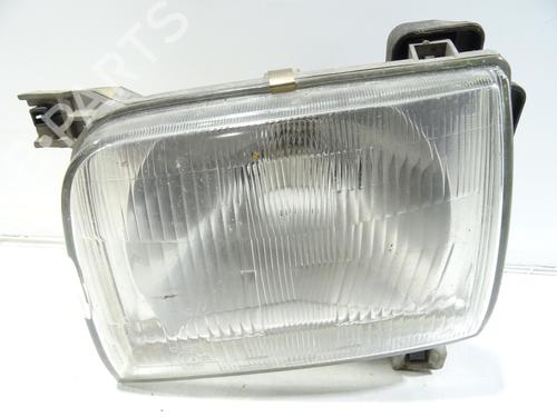 Used Left headlight NISSAN PICK UP (D22) 2.5 TD 4WD (103 hp) 30905233