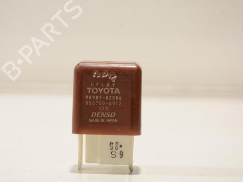 Used Electronic module Electronic module TOYOTA LAND CRUISER 90 (_J9_) 3.0 TD (KZJ90_, KZJ95_, KZJ90R, KZJ95R, KZJ90W, KZJ95W) (125 hp) 31658523 31658523