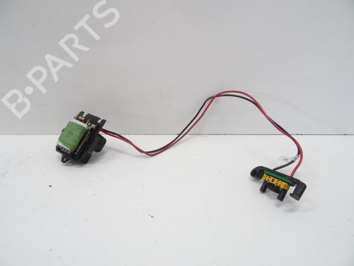 Used Heater resistor Heater resistor RENAULT TRAFIC II Van (FL) 2.0 dCi 115 (FL01, FL0U, FL00, FL0H, FL0M) (114 hp) 20045330 20045330