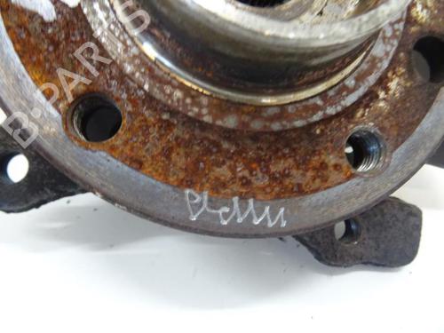 Used Left front steering knuckle Left front steering knuckle OPEL ASTRA H (A04) [2004-2014] 20057017 20057017