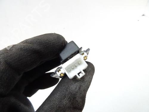 Used Left rear window switch Left rear window switch LAND ROVER RANGE ROVER II (P38A) 2.5 D 4x4 (136 hp) 20054385 20054385