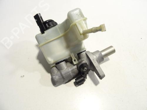 Brake master cylinder VW PASSAT B7 Variant (365) 2.0 TDI 4motion | BP32447274M77 - Image 4