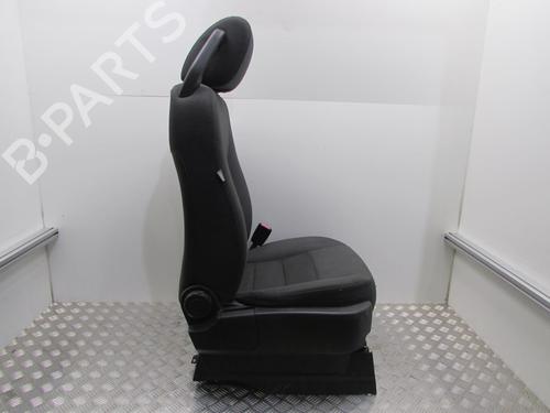Right front seat LAND ROVER DISCOVERY IV (L319) 2.7 TD 4x4 | BP22918410C16 