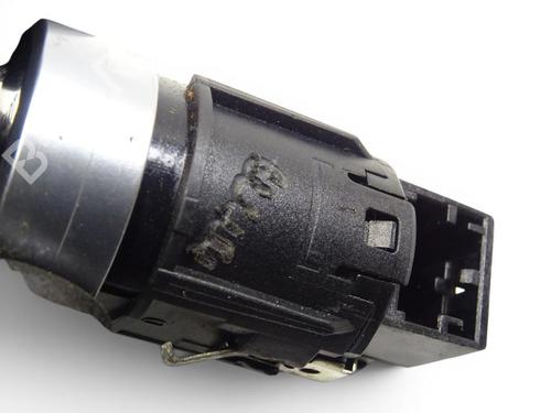 switch-vw-golf-vii-5g1-bq1-be1-be2-2012-2013-2014-2015-2016-2017-2018-2019-2020-2021-34219275 main image