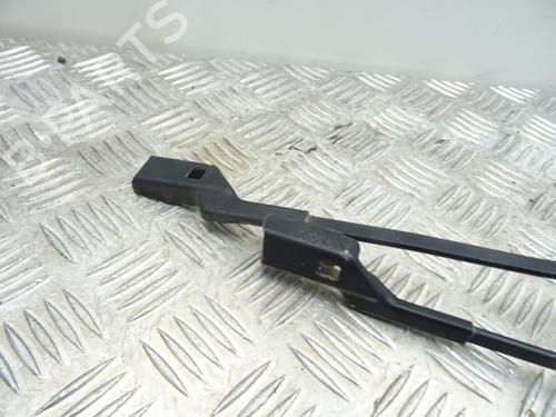 Front windshield wiper arm KIA VENGA (YN) 1.4 CRDi 90 | BP30147533C143 
