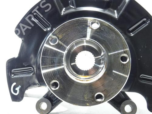 Left front steering knuckle SUZUKI VITARA (LY) 1.4 Hybrid (Mild Hybrid) AllGrip (APK414) | BP33828913M25 - Image 2