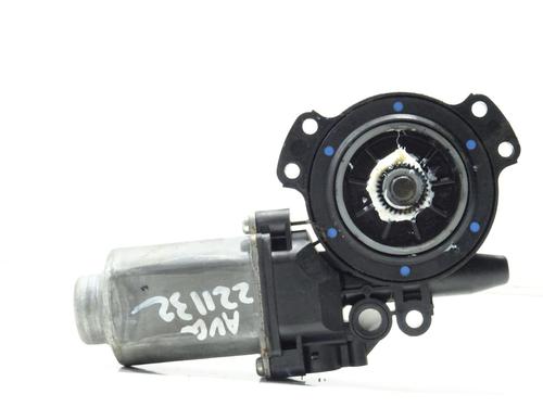 Used Left front window motor HYUNDAI SANTA FÉ II (CM) 2.2 CRDi (155 hp) 30357947