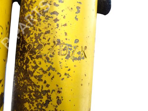Used Right rear shock absorber Right rear shock absorber LAND ROVER DISCOVERY II (L318) 2.5 Td5 4x4 (139 hp) 39974092 39974092