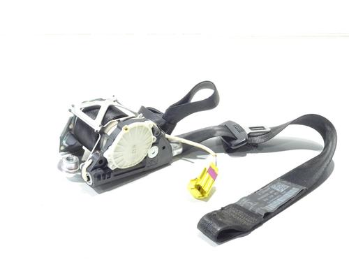 Højre fortil seleforstrammer VW EOS (1F7, 1F8) 2.0 TDI (140 hp) 30542761