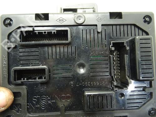 Fuse box RENAULT MODUS / GRAND MODUS (F/JP0_) 1.5 dCi (JP0G, JP0H) | BP32496035E1