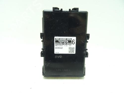 Module électronique TOYOTA VERSO (_R2_) 2.0 D-4D (AUR20_, AUR20R) (124 hp) 31993635