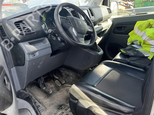 Tablier PEUGEOT EXPERT Van (V_) 2.0 BlueHDi 120 | BP31376935C46 