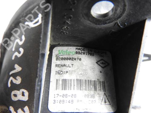 right-front-fog-light-renault-modus-grand-modus-fjp0_-15-dci-fp0f-jp0f-8200002470-2004-20053952 main image
