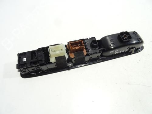 Used Left front window switch Left front window switch DACIA SANDERO III 1.0 TCe 90 (91 hp) 25746596 25746596