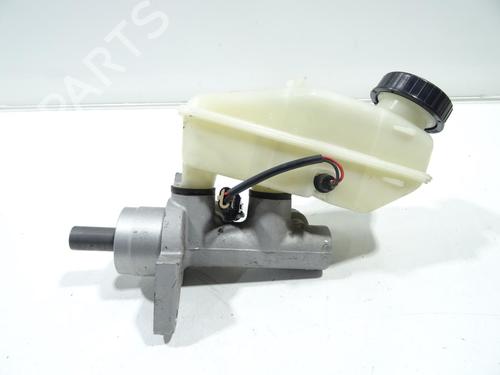 Used Brake master cylinder Brake master cylinder CHEVROLET AVEO / KALOS Hatchback (T250, T255) 1.4 (101 hp) 33429261 33429261