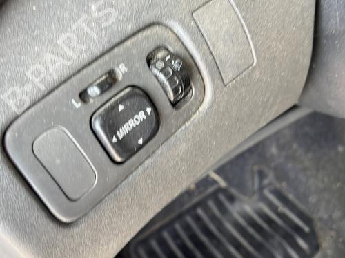 Left front window switch TOYOTA YARIS (_P1_) 1.4 D-4D (NLP10_, NLP10R) | BP33828801I27  - Image 17