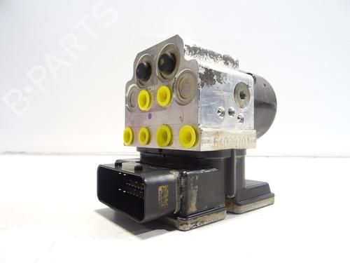 Used ABS pump RENAULT TRAFIC II Van (FL) 1.9 dCi 80 (FL0B) (82 hp) 29154448