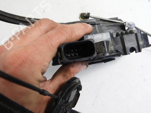 Used Front left lock PEUGEOT BOXER Van 2.2 HDi 100 (101 hp) 20068473