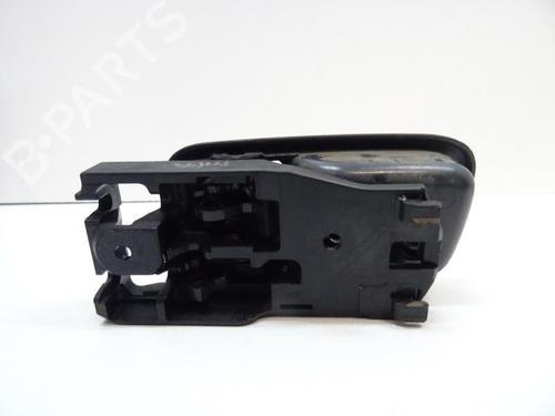 Used Rear right interior door handle Rear right interior door handle TOYOTA RAV 4 II (_A2_) 2.0 D 4WD (CLA20_, CLA21_, CLA20R, CLA21R) (116 hp) 20056180 20056180