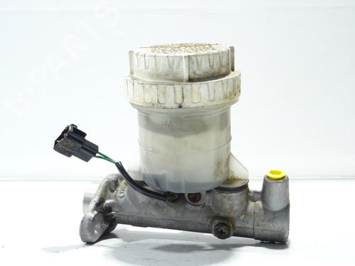 Used Brake master cylinder Brake master cylinder MITSUBISHI PAJERO II (V3_W, V2_W, V4_W, V5_W) 2.8 TD (V46W, V26W) (125 hp) 33659659 33659659