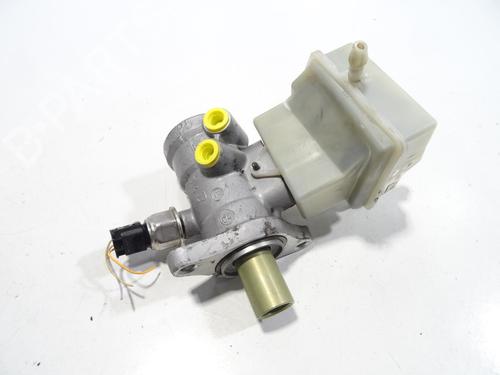 Used Brake master cylinder RENAULT ESPACE IV (JK0/1_) 2.2 dCi (JK0H) (150 hp) 21663049