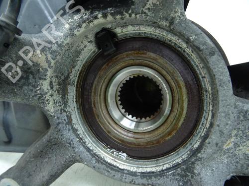 Used Right front steering knuckle Right front steering knuckle MERCEDES-BENZ A-CLASS (W176) A 160 CDI / d (176.011) (90 hp) 31848084 31848084